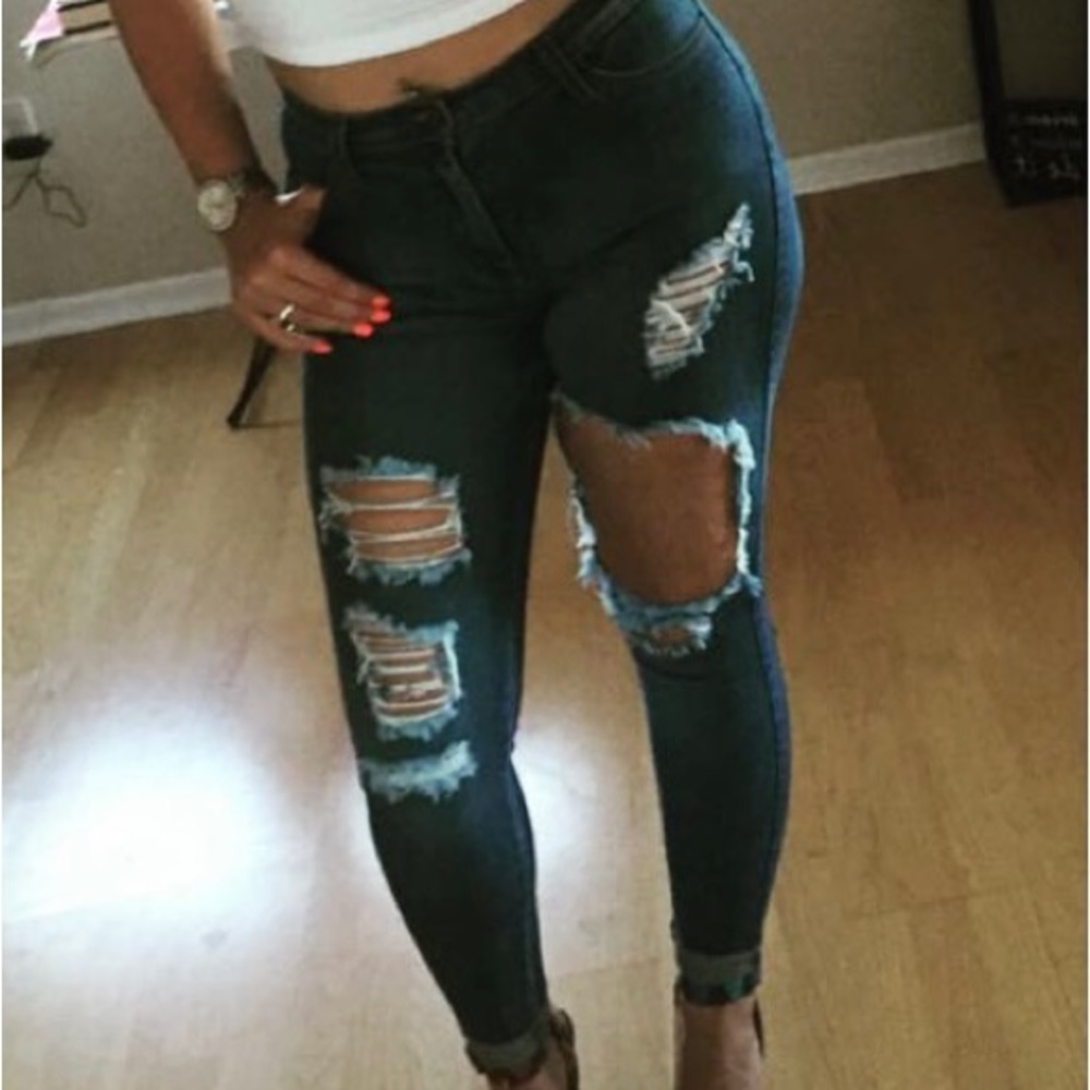 Juniors jeans size 9 like new